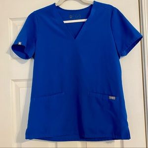 FIGS Casma 3 Pocket Scrub Top